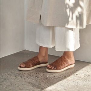 ST AGNI Tuscan Woven Espadrille Sandal - Tan